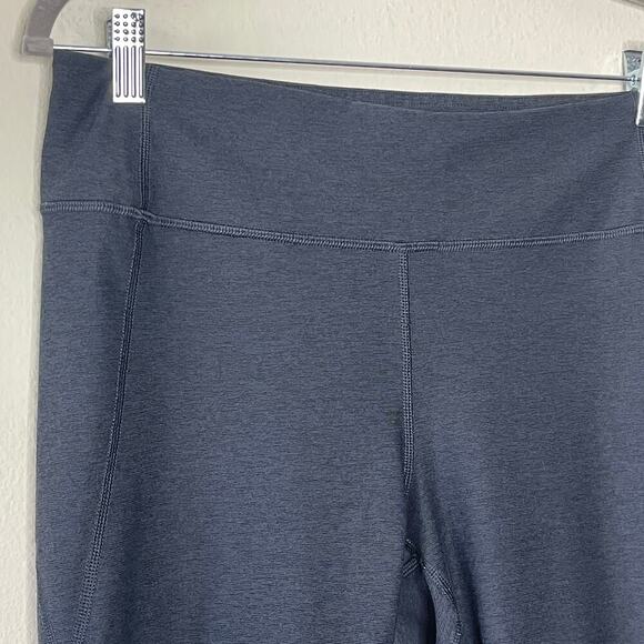 OUTDOOR VOICES  Gray Textured Compression 7/8 Warm‎ Up Leggings Size L - Picture 3 of 7